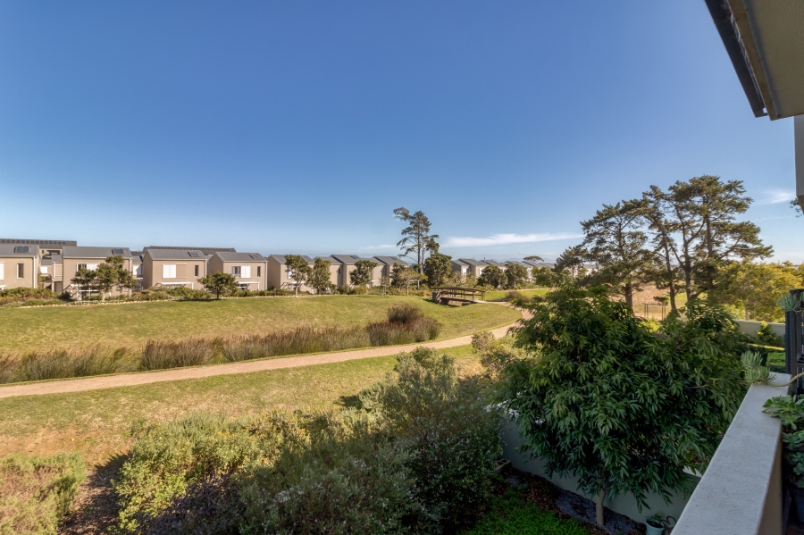 2 Bedroom Property for Sale in Somerset Lakes Western Cape
